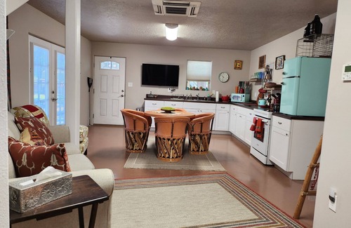 South Valley Casa | Peace, quiet and dark night skies in Albuquerque’s Rio Grande South Valley