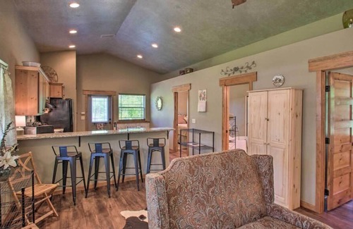 Milton Casa | Peace & Quiet! Horse Stables on Property, Pets Welcome!
