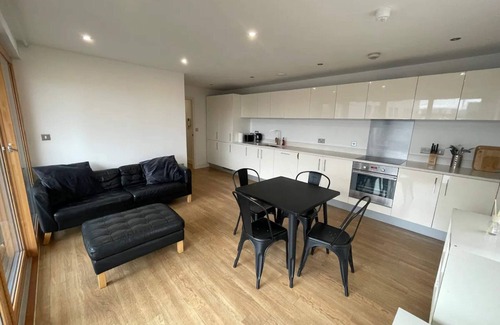 Bethnal Green Apartamento | Peaceful 1BD Flat With Balcony - Bethnal Green