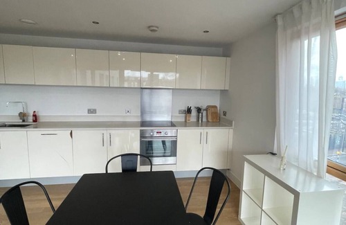 Bethnal Green Apartamento | Peaceful 1BD Flat With Balcony - Bethnal Green