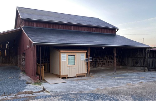 Rocky Ridge Casa | Peaceful. 1st Solar Glass Roofs Power generation producing farm USA, c2020.