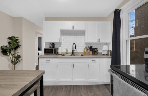 Bridgeview Apartamento | Peaceful 2 Bed by Riverside