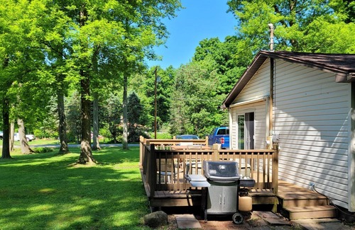 Pymatuning North Cabaña | Peaceful 2 bedroom cottage close to the lake.