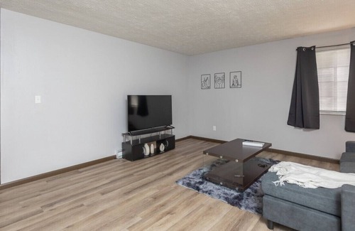 West Carrollton Apartamento | Peaceful 2-Bedroom Near Dayton