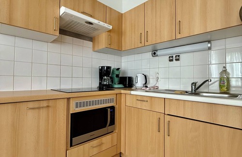 European Quarter Apartamento | Peaceful 2 minutes European Parliament