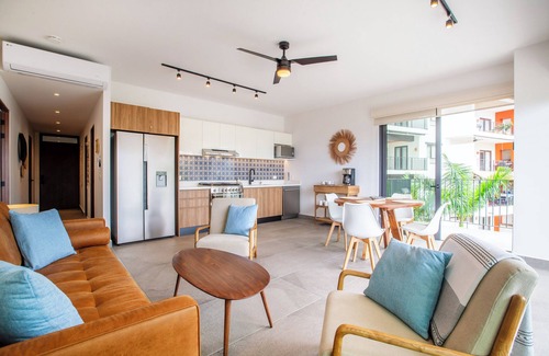 El Caloso Condominio | Peaceful 2BR w/ Pools, Gym & Bar