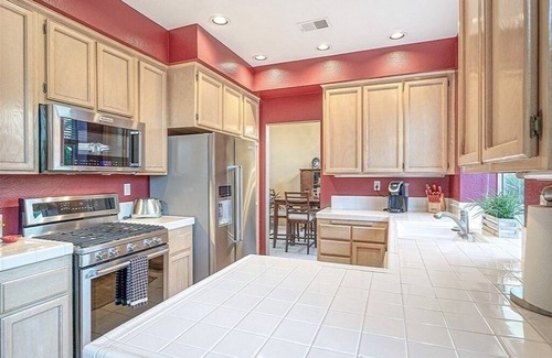 Aliso Viejo Casa | Peaceful 3 bedroom house with a hot tub