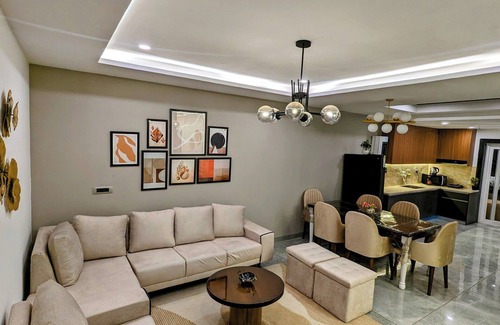 Shimla Condominio | Peaceful 3BHK condo with Open Balcony