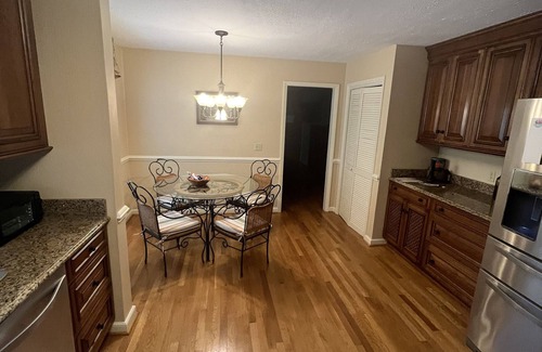 Christiansburg Casa | Peaceful 4 Bedroom. Beautiful views. River Access.