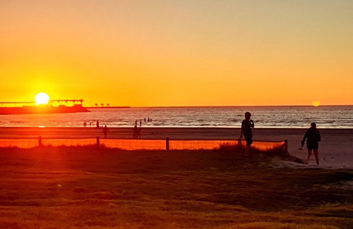 North Beach Casa | Peaceful 5 star Wallaroo getaway. Magnificent uninterrupted beach views. Sleep 8