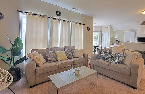 Southwestern Casa | Peaceful and Charming Home in the Heart of ATL