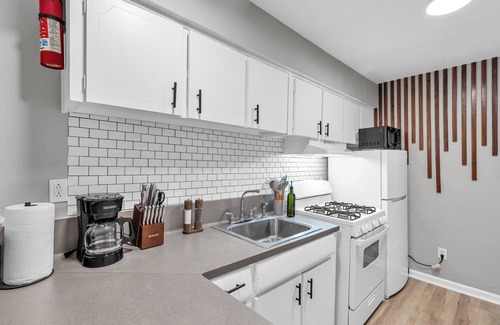Greenway Plaza-Upper Kirby Apartamento | Peaceful and Modern Chic Home in Houston