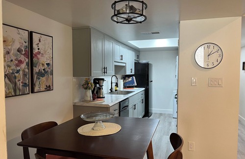 The Lakes Condominio | Peaceful and Private 2-bedroom Lakeview Condo with Resort Amenities and Wi-Fi