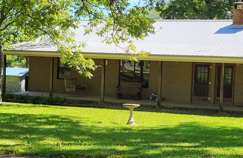 Macon Apartamento | Peaceful and quiet 2-bedroom apartment with WiFi, AC in Macon.