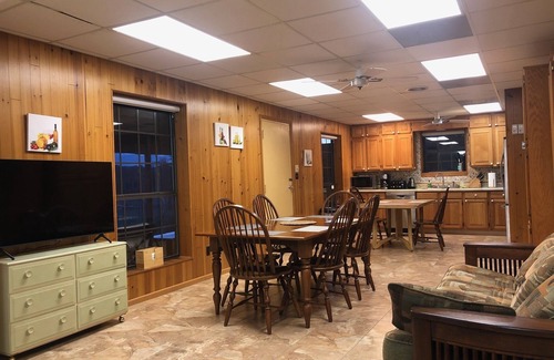 Lakehills Casa | Peaceful and relaxing! 8+ acres 300+' waterfront on beautiful Medina Lake/River