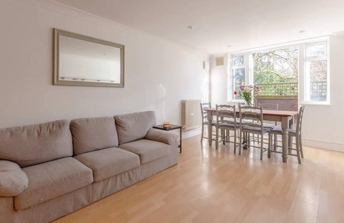 West Hill Apartamento | Peaceful and Serene 2BD Flat in Southfields