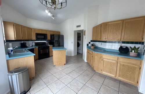 Sierra Vista Casa | Peaceful and Spacious home