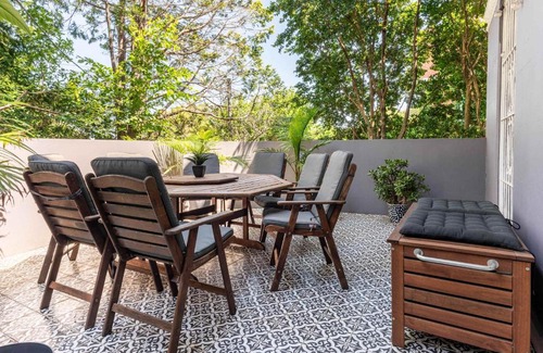 Petersham Apartamento | Peaceful and Stylish Petersham Aparttment with Parking