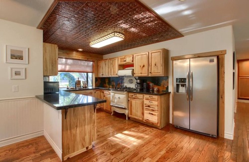 Oakhurst Casa | Peaceful and Tranquil Home Base for Exploring Oakhurst and Yosemite!
