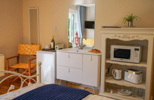 Barnstaple Casa | Peaceful Annexe With Patio Near Coast & Exmoor