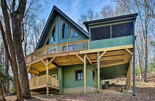 Brevard Casa | Peaceful Brevard Mountain Cabin Hike, Golf and Swim