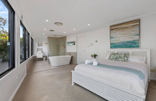 Central Coast Casa | Peaceful Budgewoi Family Getaway