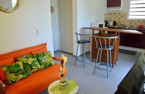 Le Moule Casa | Peaceful bungalow with pool close to nature and town ☀️🏝️