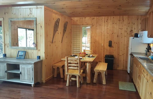 Farmersville Station Cabina | Escapada de cabina tranquila cerca de Ellicottville y Holimont.