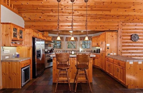 Whispering Forest Casa | Peaceful Cabin Home with Breathtaking View!
