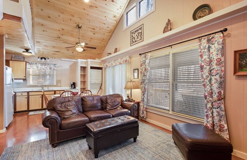 Beech Mountain Cabina | Peaceful Cabin Near Many Activities