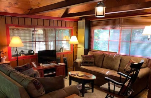 Crystal Beach Cabina | Peaceful Cabin Near Lake Bomoseen