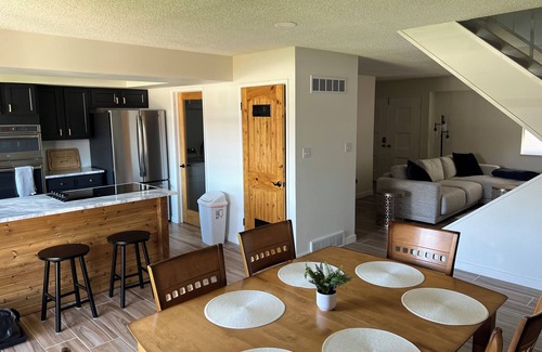 Foothills Casa | Peaceful, calming, comfortable in Lakewoods best area - 1 min. to hiking!