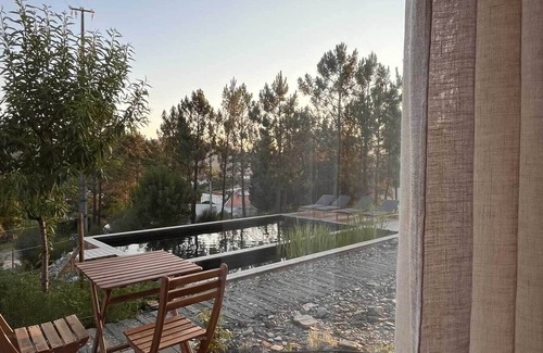 Paredes Chalet De Esquí | Peaceful Chalet Suite in the Heart of Porto Hills!