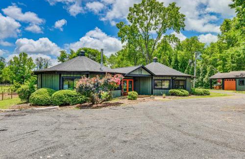 Concord Casa | Peaceful Concord Cabin Near Parks and Hiking!