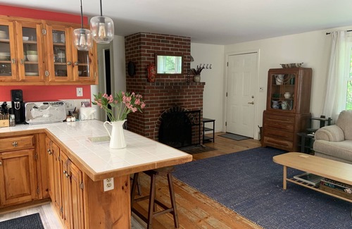 Lincolnville Cabaña | Peaceful Cottage between Camden and Belfast