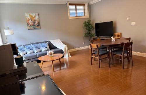 West Side Casa | Peaceful & Cozy Home with 3 rooms, 2 SHARED Bathrooms and SHARED Common Space