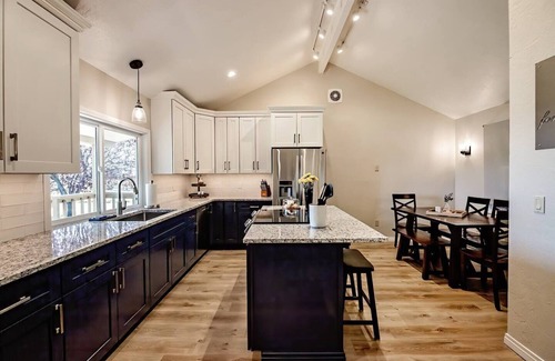 Ellensburg Otro | Peaceful Ellensburg Farm Stay, Sleeps 6, 3 bedroom, 2.5 bath