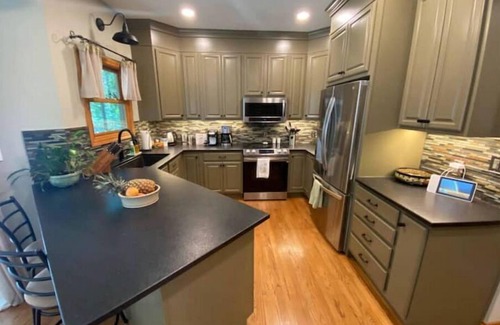Niles Casa | Peaceful Escape, near Notre Dame & Lake Michigan!