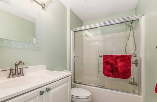 Holden Casa | Peaceful Escape On Davis Pond | 3 Beds | Sleeps 6