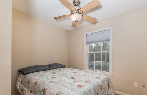 Holden Casa | Peaceful Escape On Davis Pond | 3 Beds | Sleeps 6