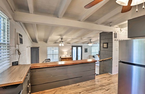 Quincy Cabaña | Peaceful Escape w/ Boat Dock on Lake Talquin!
