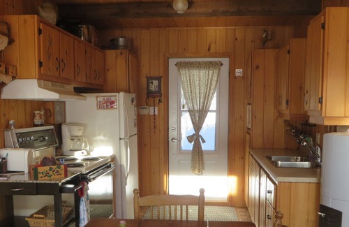 Mauricie Chalet De Esquí | Peaceful family cottage on Lac Pleasant