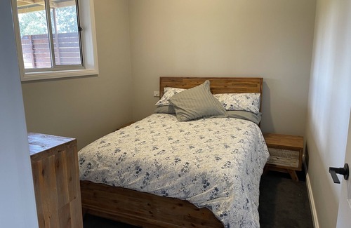 Bishops Bridge Cama Y Desayuno | Peaceful Farm Stay Close to Vineyards