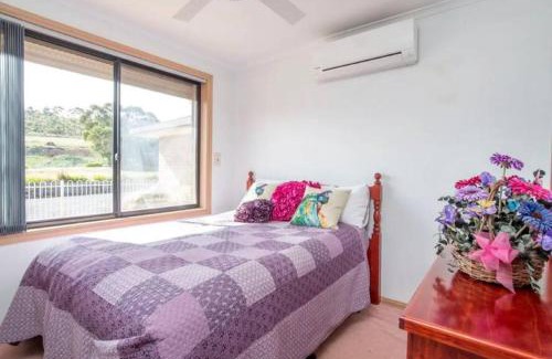 Melbourne Casa | Peaceful FarmHouse stay next to Bacchus Marsh Town