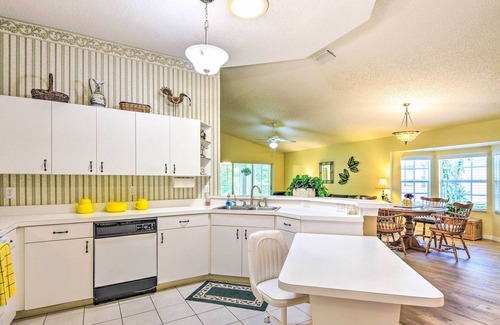 Sun City Center Casa | Peaceful Florida Retreat w/ Resort Amenities!