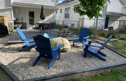 Schnitzelburg Casa | Peaceful Germanton Bungalow