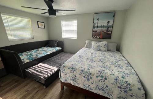 Citrus Park Casa | Peaceful getaway and Explore Tampa