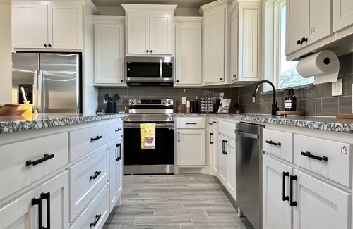 Granbury Casa | Peaceful Getaway in Granbury with Private Fishing & Gameroom