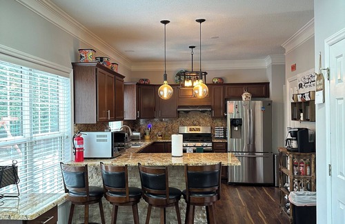 Greensboro Casa | Peaceful Getaway Minutes from PTI Airport