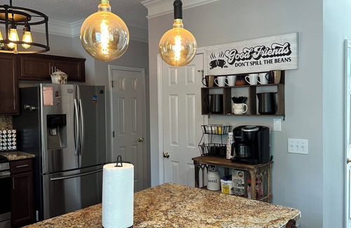 Greensboro Casa | Peaceful Getaway Minutes from PTI Airport